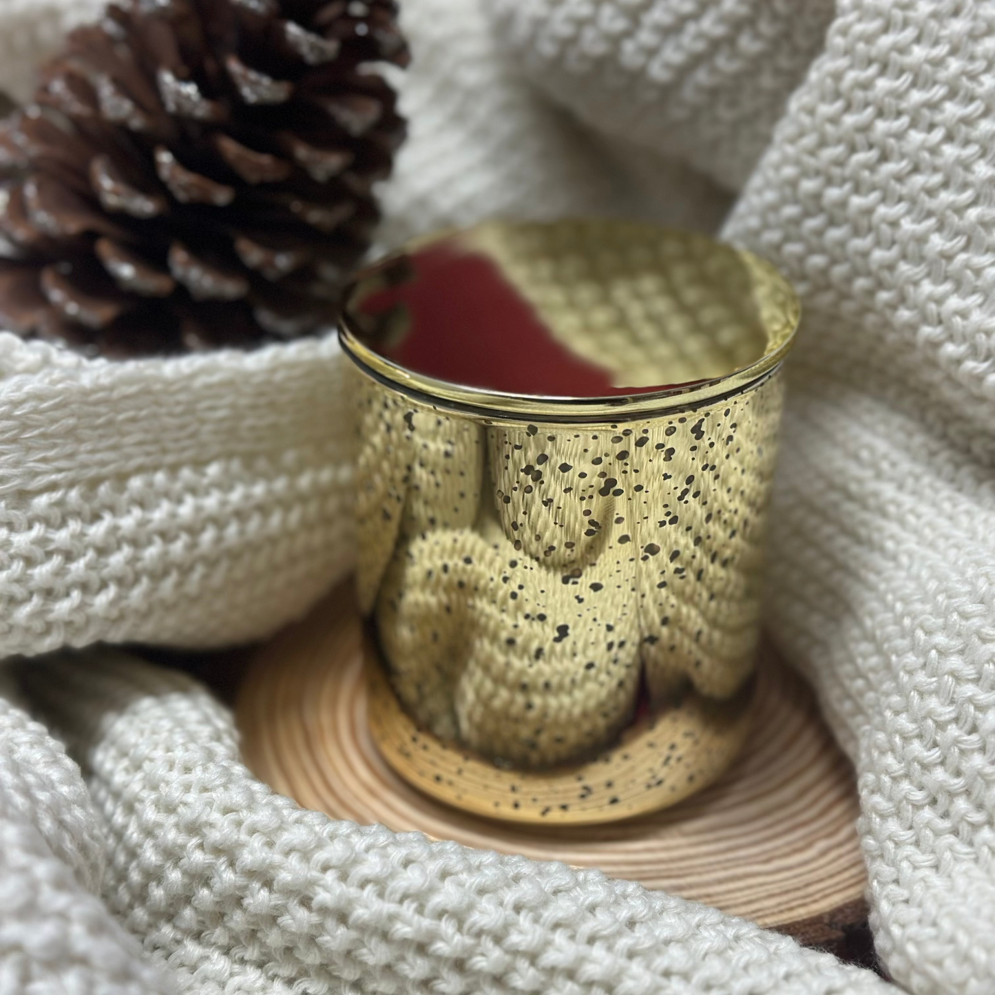 Vela Aromática de Natal Dourada